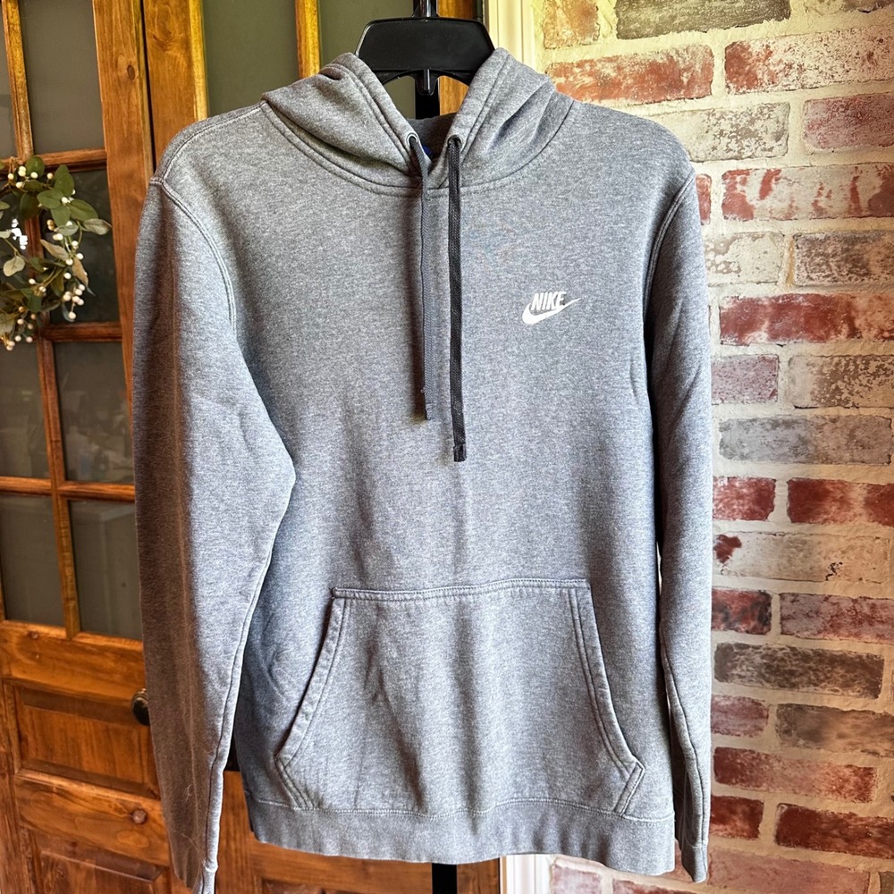 Nike Hoodie Mens Gray Embroidered Logo Fleece Pullover Sweatshirt Casual Gym S